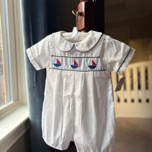 NWT Petite Ami embroidered sailboat outfit size 12m